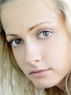Polina Maximova bez makijażu 5