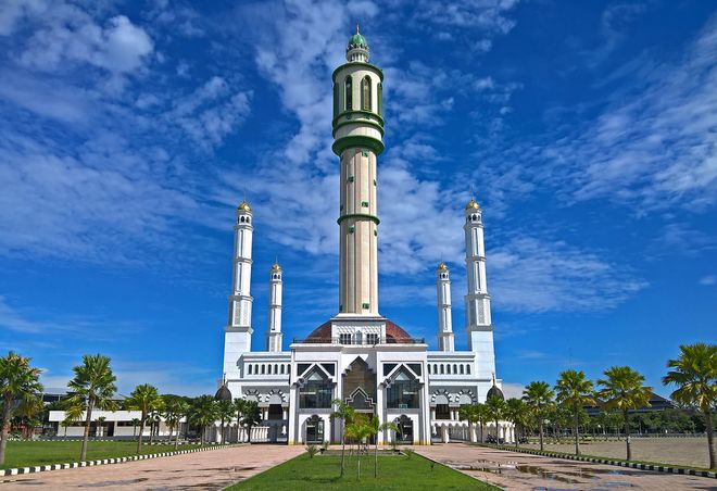 Мечеть Masjid Raya Mujahidin