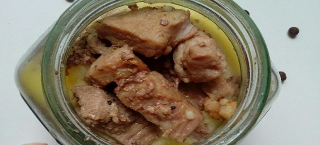 Kušaj svinjskog mesa kod kuće u pećnici