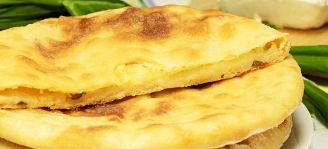 Osetyjski ser i ciasto ziemniaczane - przepis