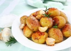 bavlněné brambory v konvekční peci