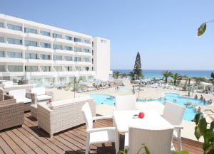 Odessa Beach Hotel - бассейн