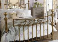 Stil Provence v notranjosti spalnice7