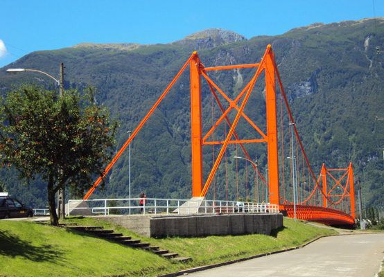 Мост имени президента Ибаньеса дель Кампо