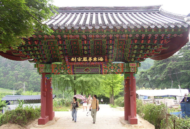 Ворота в храмовый комплекс