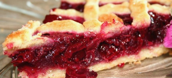 Cherry Pie v pečici - enostaven recept