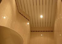 Рафт таван в банята6