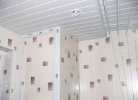 Stropni strop v kopalnici9