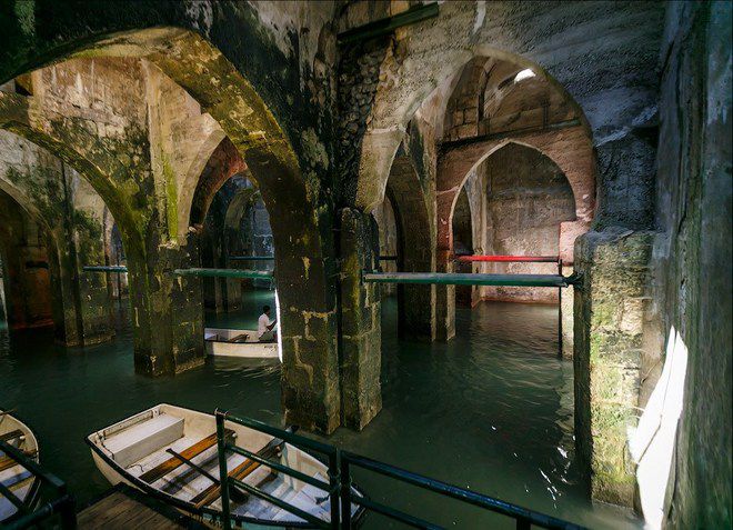 Подземный бассейн святой Елены