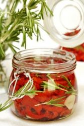 как да съхранявате сушени домати