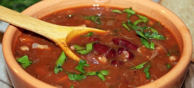 Супа од конзервиране црвене зрне - рецепт