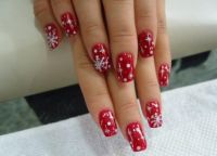 Czarno-czerwony manicure 4