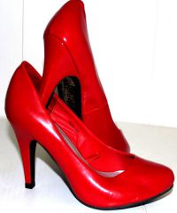 Czerwone buty ze skóry lakierowanej 3