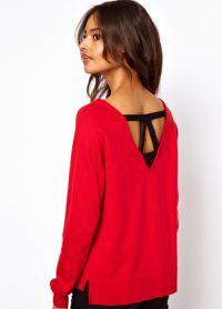 червен пуловер2