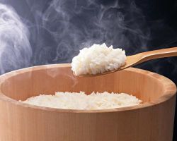 kako kuhati riž za zvitke v multivariatno