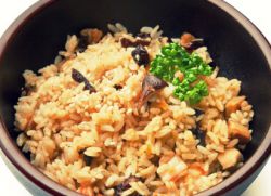 как да готвя ориз на странична чиния в бавна готварска печка