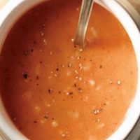 jak gotować zupę ryżową z pomidorami