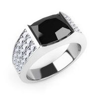 прстен са црним дијамантом7