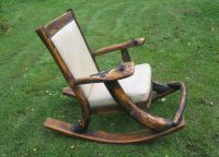 Stolica za ljuljanje od drva1