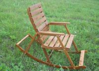 Houpací židle z dřeva6