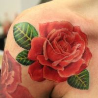 Какво прави роза татуировка 6