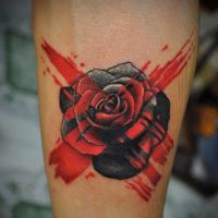 Какво прави роза татуировка 8