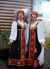 Руска женска народна костюма 9