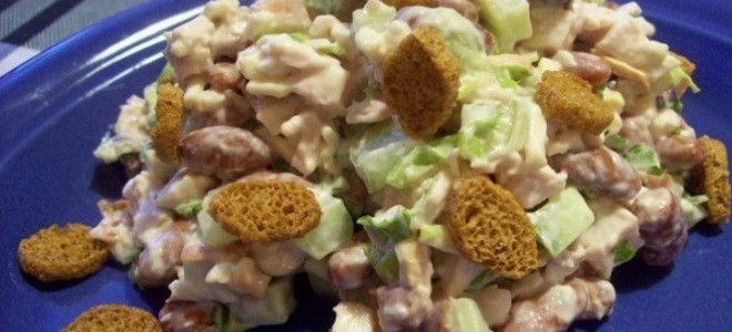 Salata sa saury i cirri