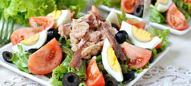 Ninoise salata s tuna klasičnom receptom