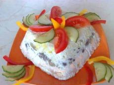 salata s tunom i gljivama