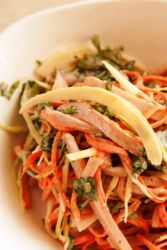 lahodné saláty s korejskými mrkvovými receptami