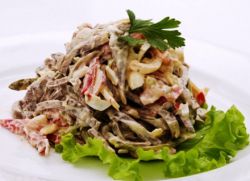 jednostavna i ukusna salata s gljivama