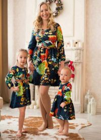 идентични рокли за майки и дъщери 7