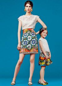 идентичне хаљине за мајке и ћерке 9