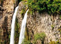 Водопад Банос, парк Сангай