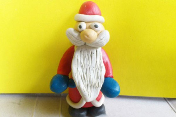 Дядо Коледа от пластилин 7