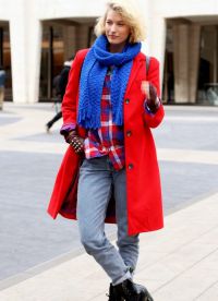 šátek na červený kabát 22