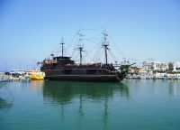 Пиратский корабль Черная Жемчужина