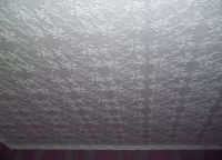 Bezešvé dlaždice na stropě2