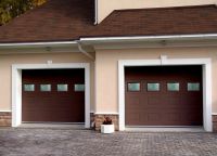 Sekcijska garažna vrata1