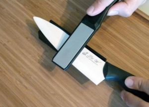 oštrilica za keramičke noževe