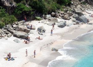 Шелл-Бич - один из лучших пляжей Австралии