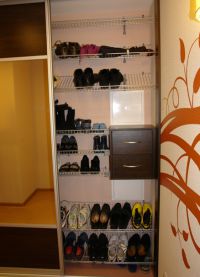 Shoe cabinet2