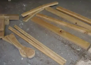 Trgovina DIY lesena