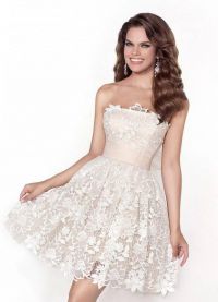 Krótka biała sukienka na bal. 1