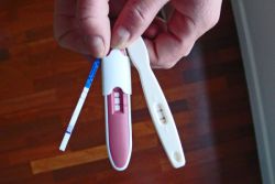 znaki zgodnje nosečnosti do menstruacije