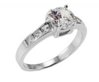 Stříbrný prsten s diamanty 5