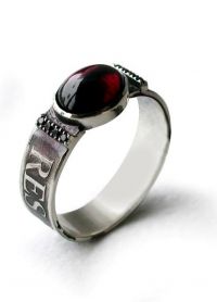 stříbrný prsten s granátem7