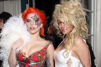 Ведь на вечеринке хватало других звезд! Леди Гага и Памела Андерсон