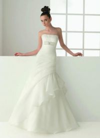 Six-Link svatební šaty1